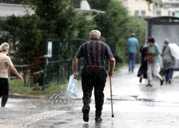 Bursa’ya yağmur, Uludağ’a kar geliyor