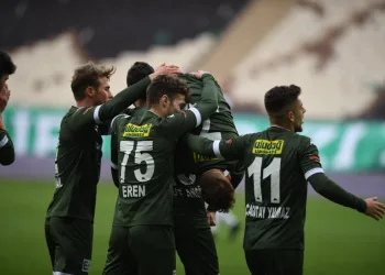Bursaspor’da yeniden Play-Off hesapları