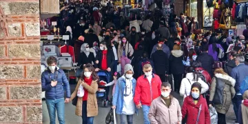 Bursa’da kısıtlamasız hafta sonu kalabalığı