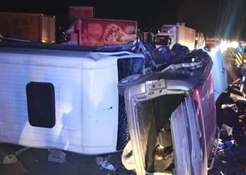Bursa’da işçi servisi kaza yaptı: 8 yaralı