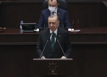 Erdoğan: Damat kadar taş düşsün başınıza