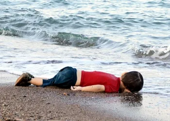 Papa, Aylan Kurdi’nin babasıyla görüştü