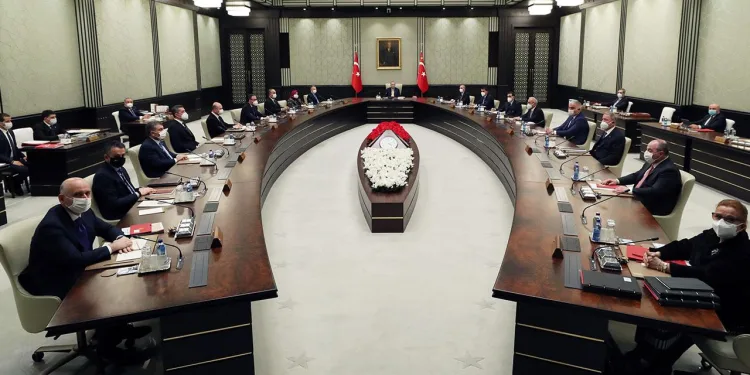 Kabinede değişiklik iddiası: Kongre öncesi değişebilir