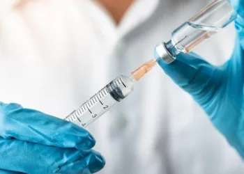 Türkiye’de yapılan aşı sayısı 10 milyonu geçti