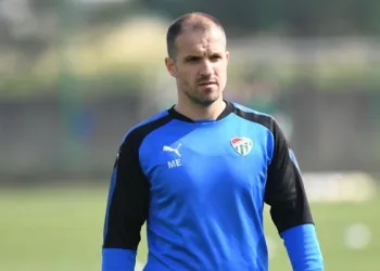 Bursaspor Teknik Direktörü Mustafa Er “Sizinle gurur duyuyorum”