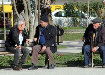 Türkiye’de yaşlı nüfus arttı