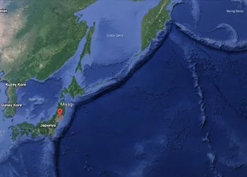 Japonya’da 7.2’lik deprem! Tsunami uyarısı
