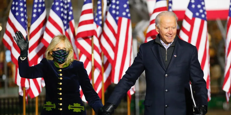 ABD First Lady’si Biden’dan uçaktaki gazetecilere 1 Nisan şakası