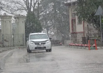Bursa’ya kar uyarısı! Sıcaklık 6 ila 12 derece düşecek