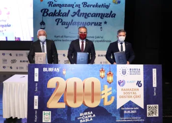 Bursa’da 100 bin aileye ramazan çeki