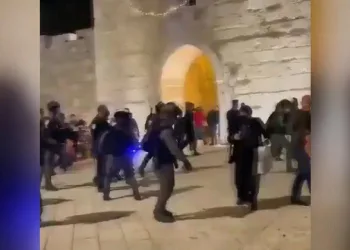 İsrail savaş uçakları Gazze’yi bombaladı