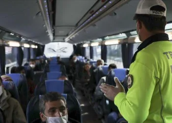 Seyahat kısıtlaması nasıl olacak? Bakanlık tek tek açıkladı