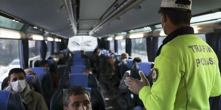 Seyahat kısıtlaması nasıl olacak? Bakanlık tek tek açıkladı