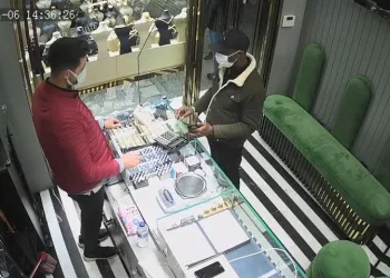 Bursa’da 3 saniye içinde 20 bin liralık hırsızlık