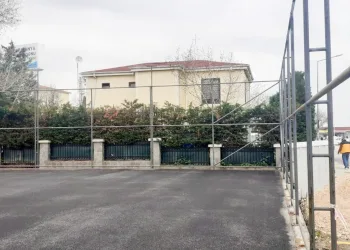 Sahanın zemin rengini gençler belirleyecek