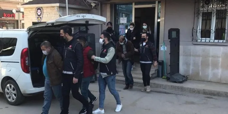 Bursa’da uyuşturucu çetesine operasyon!