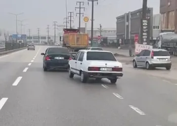 Bursa’da trafik terörü! Savrula savrula ilerlediler