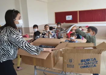 Bursa’dan Şırnak’a kitap kardeşliği