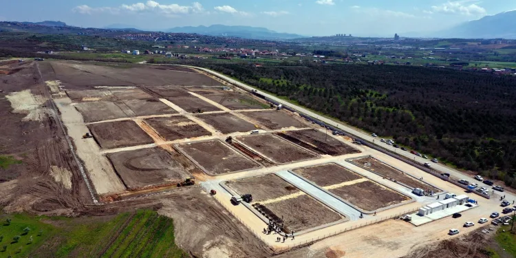 Hamitler kapandı, Hasköy mezarlığında definler başladı