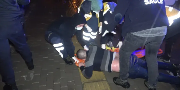 Bursa’da esnaf ve elemanını hırsız sanıp darp ettiler