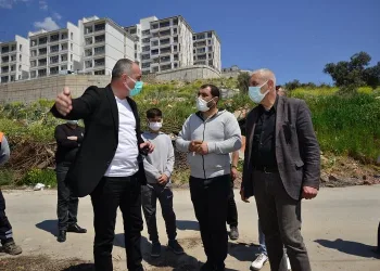 Bursa Gemlik’te iç mahallelerde hizmet atağı