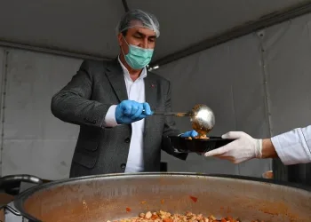 Osmangazi’nin iftar yemekleri 5 yıldızlı otellerle yarışıyor