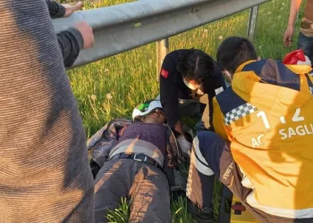 Bursa’da baba ve oğlu kazada ölümden döndü