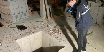 İnşaat boşluğuna düşen çocuk ağır yaralandı