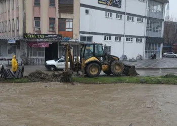 Bursa’da dere yatağı taşkınlarına anında müdahale
