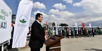 Osmangazi hizmet filosu 57 yeni araçlarla güçlendi