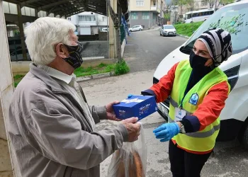 Bursa Yıldırım’da gönüller de sofralar da bir
