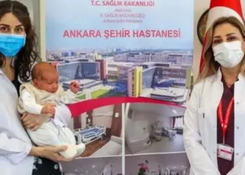 Türkiye’nin ilk antikorlu bebeği doğdu