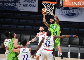 Anadolu Efes: 87 –  TOFAŞ: 85
