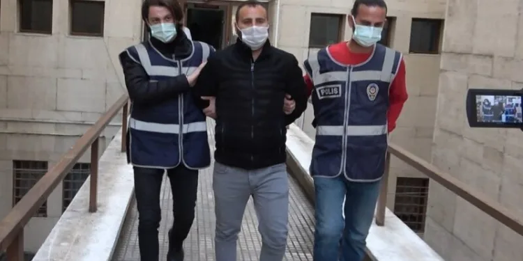 Bursa’da genç kıza muştayla saldıran şüpheli tutuklandı
