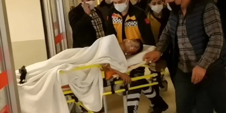 Tiner tenekesini yakmaya çalıştı, patlamada ağır yaralandı