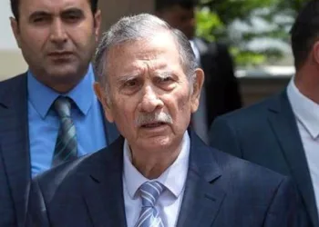 Eski başbakan Yıldırım Akbulut vefat etti