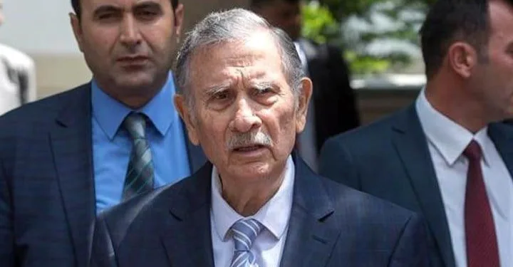 Eski başbakan Yıldırım Akbulut vefat etti