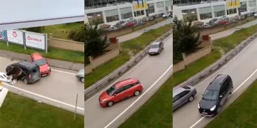 Bursa’da yağ dökülen yolda otomobiller birbirine girdi