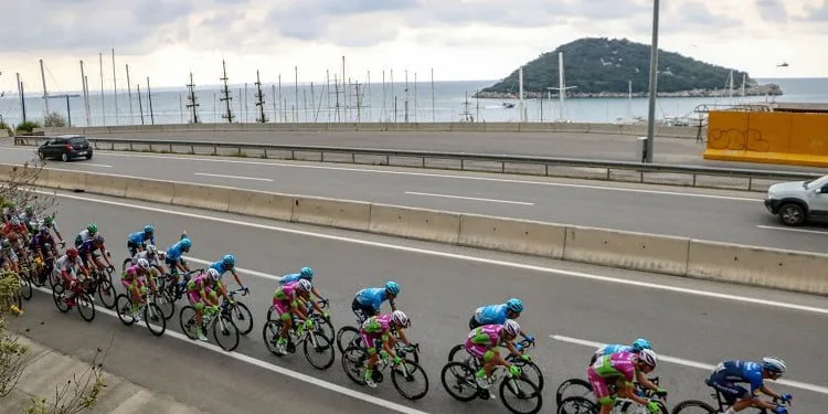 56. Cumhurbaşkanlığı Türkiye Bisiklet Turu Alanya-Kemer etabını yine Mark Cavendish kazandı