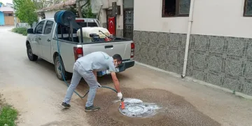 Osmangazi’den haşerelere karşı ilaçlama