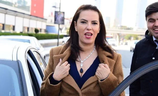 ‘Dünyada bir salgın yok’ diyen Yeşim Salkım’dan yeni açıklama