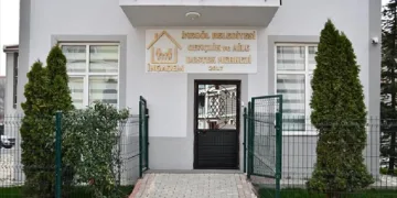 İnegöl Belediyesi Gençlik ve Aile Destek Merkezi telefonla hizmet vermeye başladı