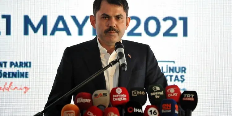 Bakan Kurum Bursa’da! Vakıf Kent Parkı açıldı