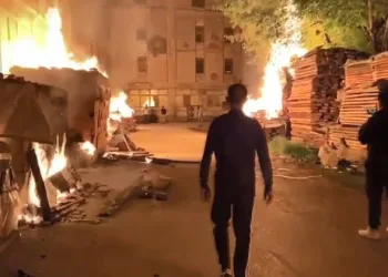 Bursa’da 10 dakikada 5 noktayı ateşe verdi