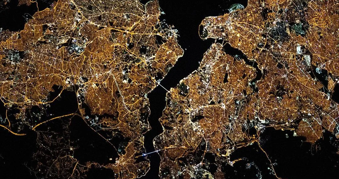 NASA’dan İstanbul paylaşımı: Parlıyorsun