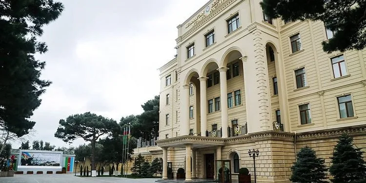 Azerbaycan 6 Ermeni askeri esir aldı
