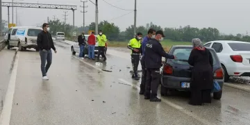 Bursa’da zincirleme kaza! 1’i çocuk 5 yaralı