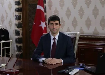 Genç kaymakam Bursa’da kalbine yenik düştü