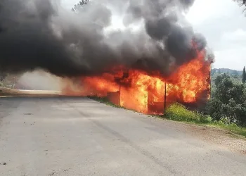 Bursa’da patlayan güneş paneli 2 evi küle çevirdi