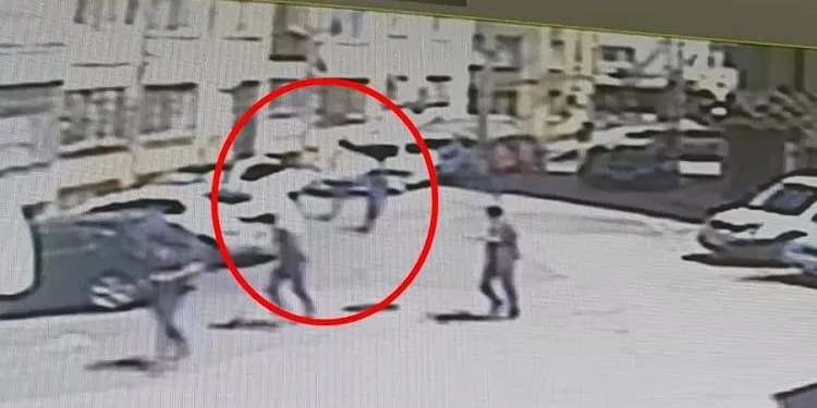 Bursa’da kısıtlamada dışarı çıkan gruba silahlı saldırı